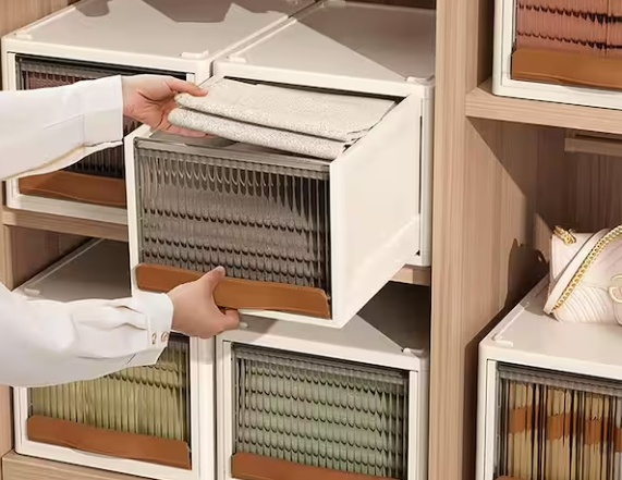 stackable-plastic-storage-boxes