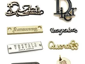 Metal logo plate for custom storage products